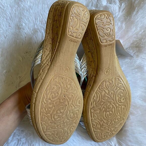 Patrizia by Spring Step Sandals Wedge NEW Silver Slip On Women’s Size 40 US 9 - Picture 5 of 8